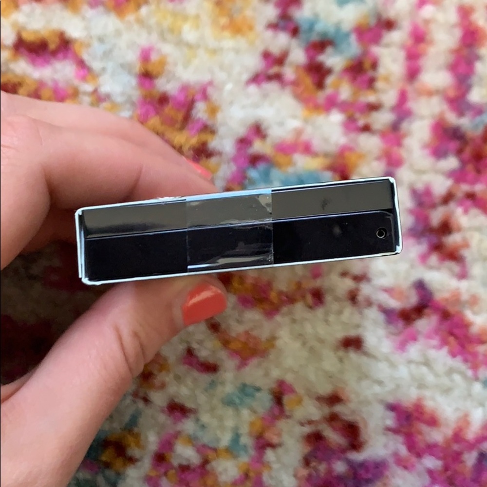 Maybelline New York Python Metallic Lip Kit - Picture 3 of 3